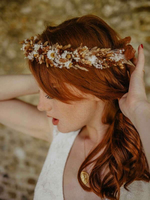 Couronne de mariée en fleurs séchées sur mesure